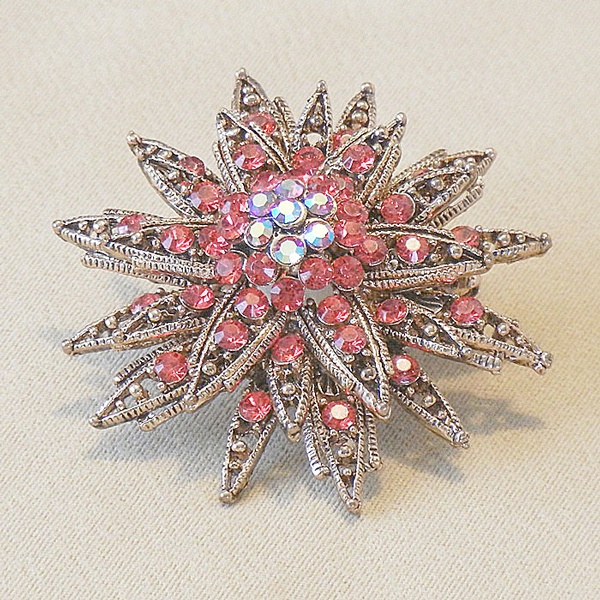 Vintage Flower Rhinestone Brooch - Eleanor