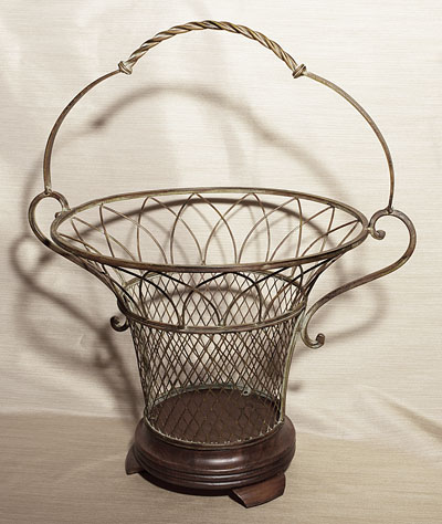Decorative wrought iron fruit or flower basket