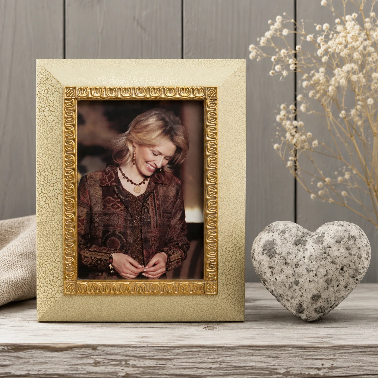 Antique Cream Gold Frame