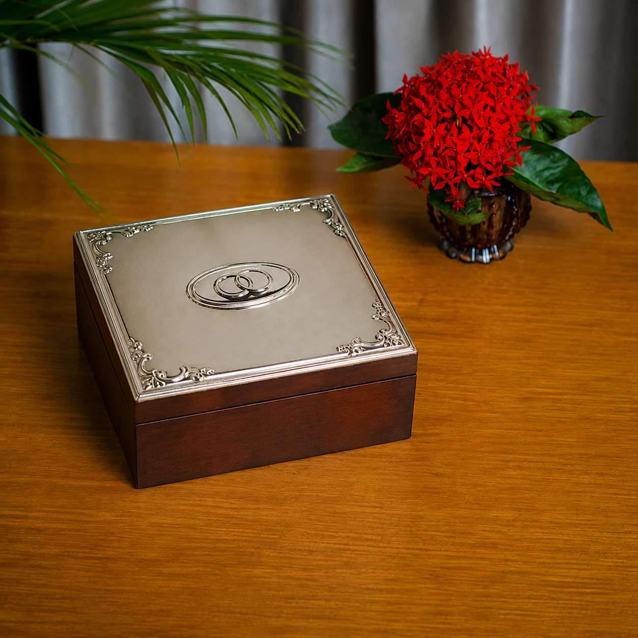 Red Wood Silver Badge Keepsake Box